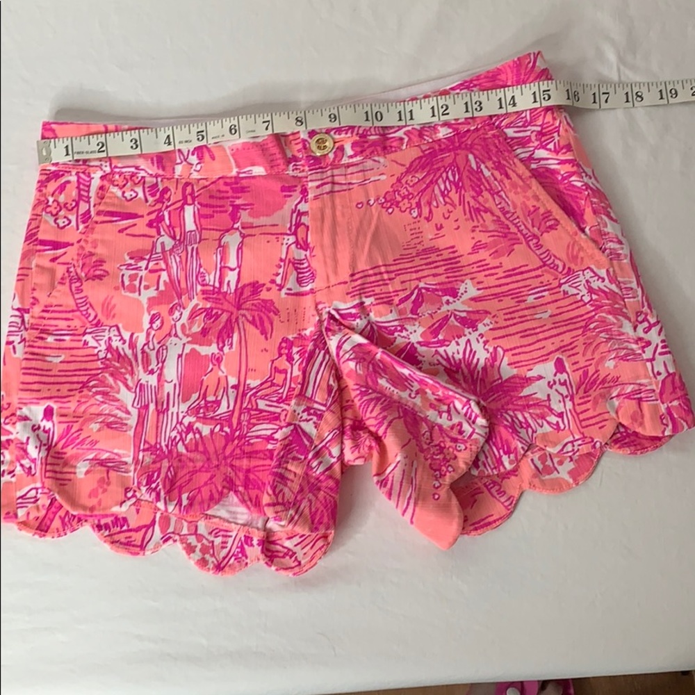 EUC Lilly Pulitzer Sz 2 buttercup scallop shorts - Picture 5 of 7